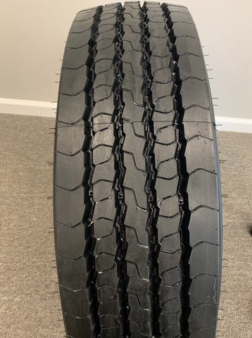 Tire 245/70R19.5 Pirelli FR01 Steer 14 Ply