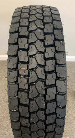 Tire 245/70R19.5 Pirelli TR01 Drive Closed Shoulder 14 Ply